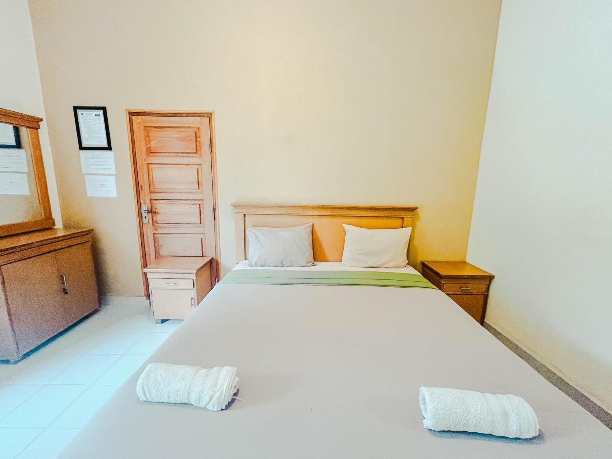 Lembah Rinjani Villa & Resto Syariah By Ecommerceloka Sembalunlawang Exterior foto