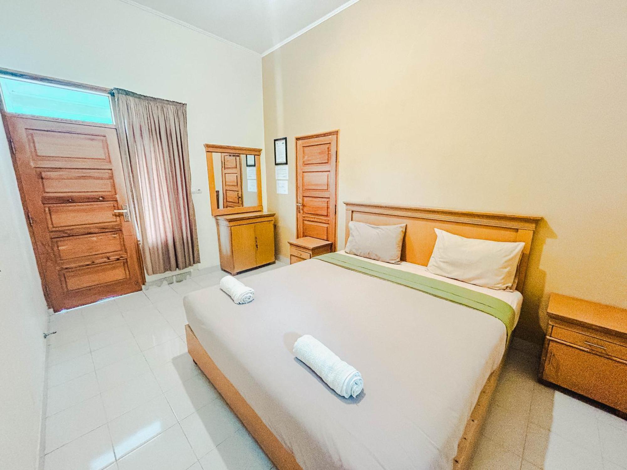 Lembah Rinjani Villa & Resto Syariah By Ecommerceloka Sembalunlawang Exterior foto